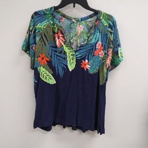 Old Navy XL Navy Tropical V Neck Tee